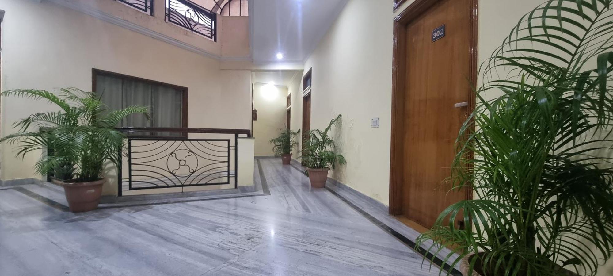 Hotel Har Ki Pauri By Around Stays Haridwār Esterno foto
