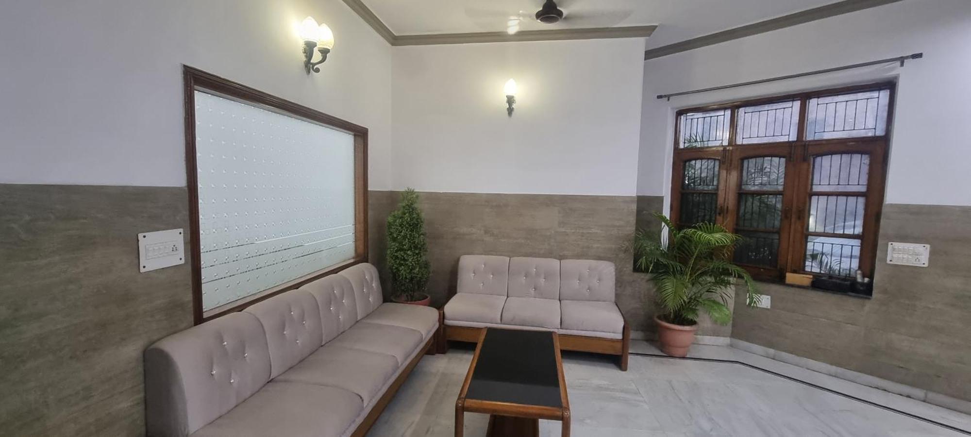Hotel Har Ki Pauri By Around Stays Haridwār Esterno foto