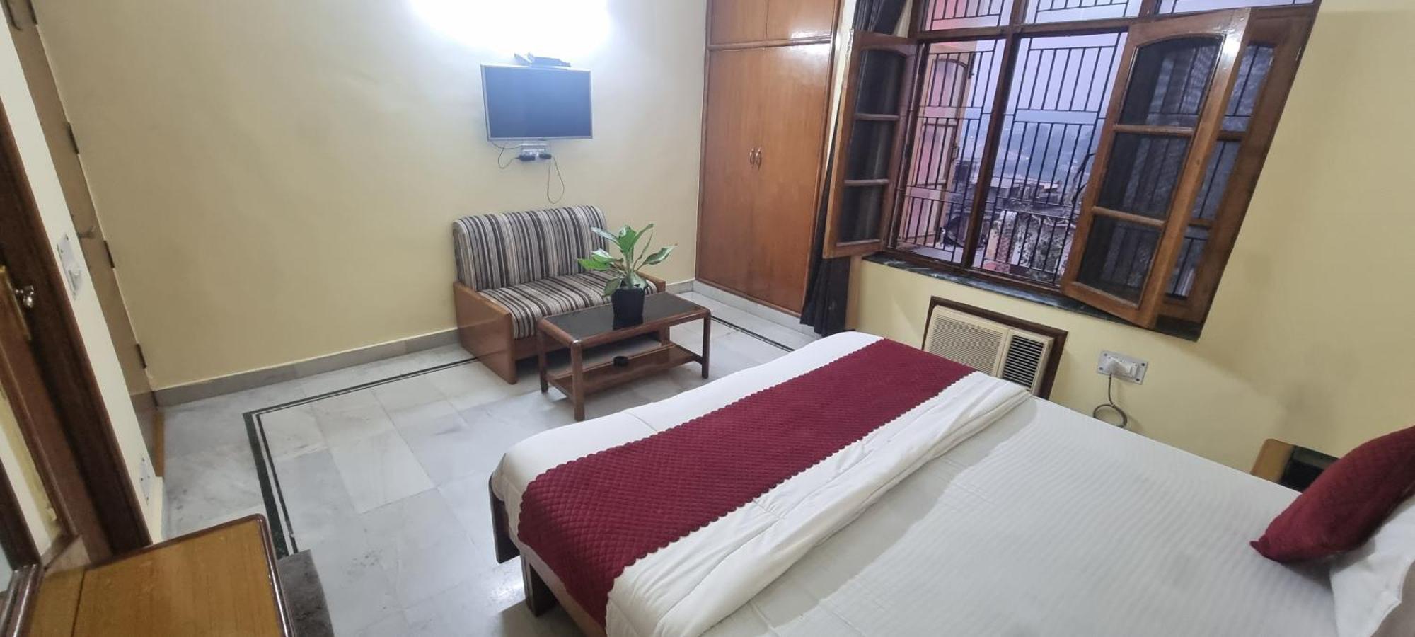 Hotel Har Ki Pauri By Around Stays Haridwār Esterno foto